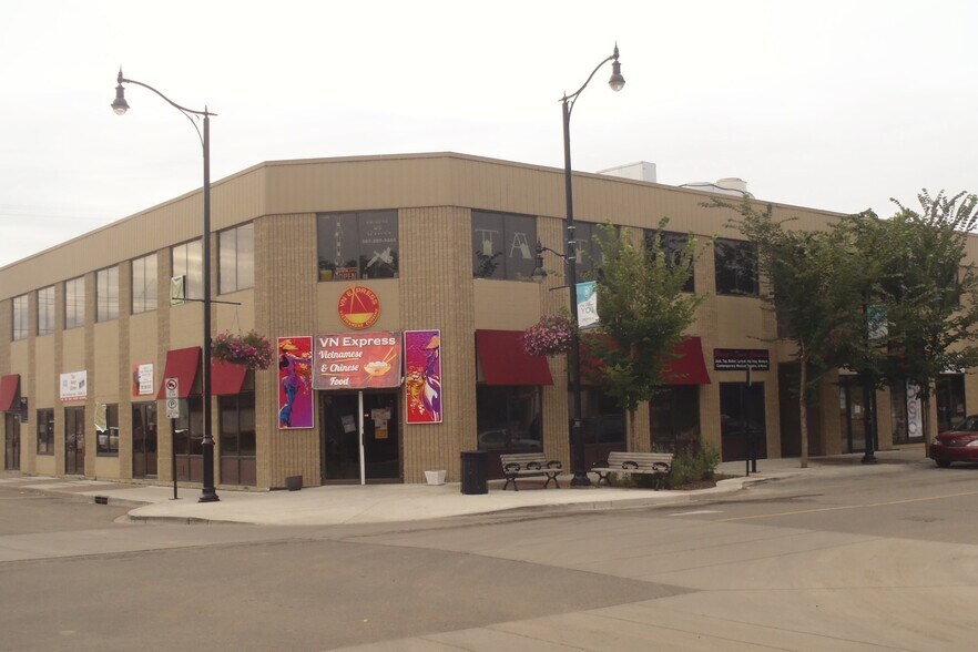 Primary Photo Of 10211 100th Ave, Fort Saskatchewan Health Club For Lease