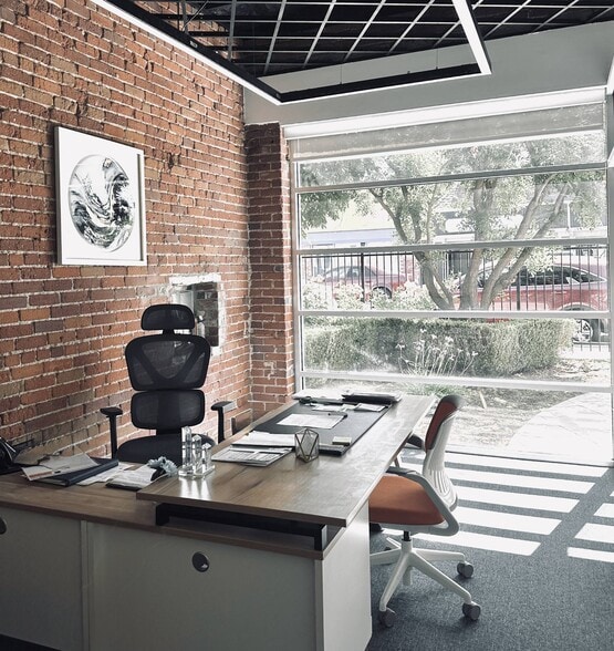 More Photos Of 1463 N Van Ness Ave, Fresno Loft Creative Space For Sale