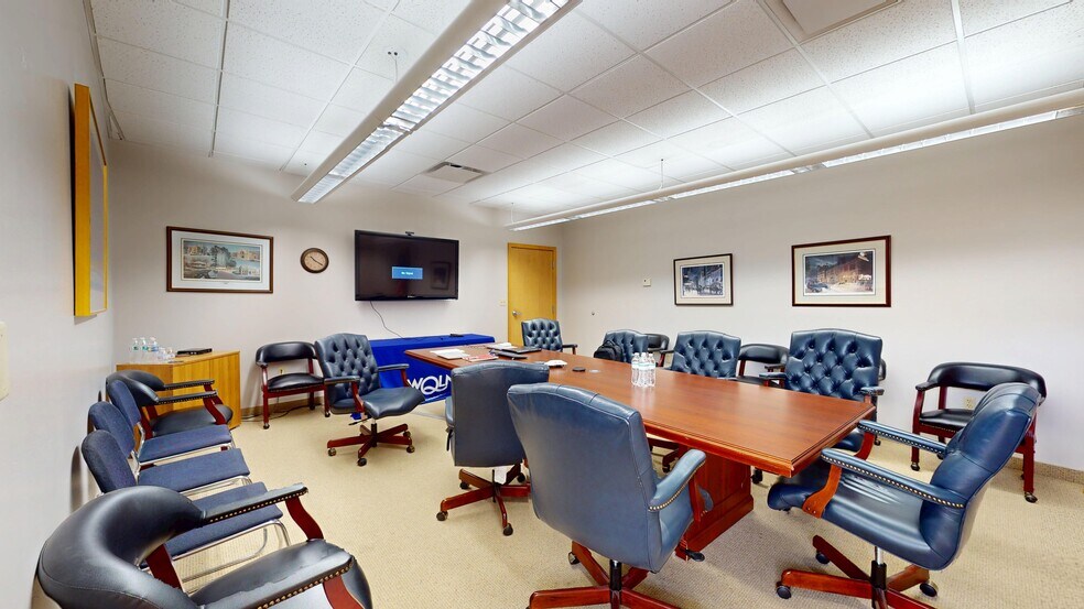 More Photos Of 8425 Peach St, Erie Radio TVTransmission Facilities For Sale