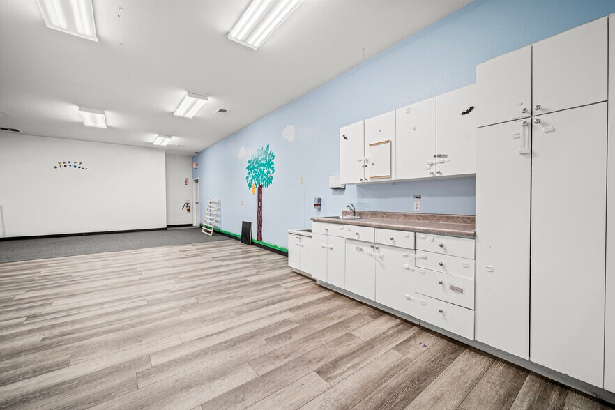 More Photos Of 973 E Spaulding Ave, Pueblo Daycare Center For Lease