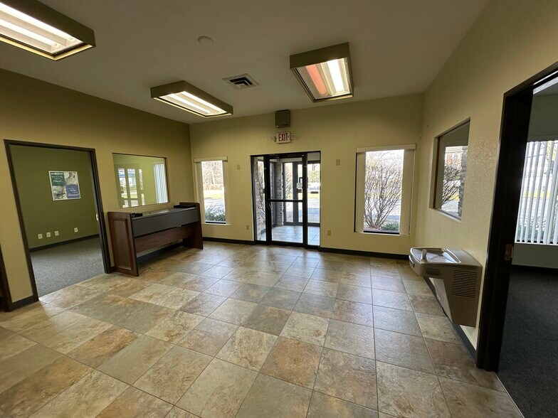 More Photos Of 3425 Hobson Rd, Fort Wayne Storefront Retail Office For Sale