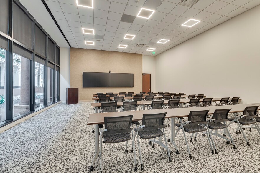 More Photos Of 5001 Spring Valley Rd, Dallas Office For Lease