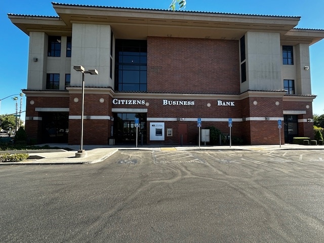 Primary Photo Of 2001 Howard Rd, Madera Loft Creative Space For Lease