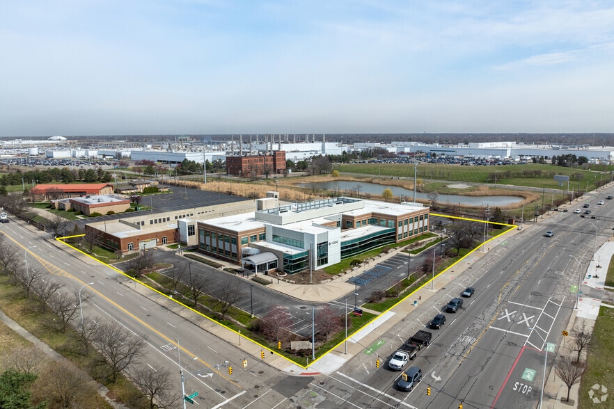 More Photos Of 11411 E Jefferson Ave, Detroit Office For Sale