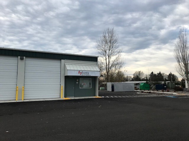 More Photos Of 1101 NE 144th St, Vancouver Unknown For Lease