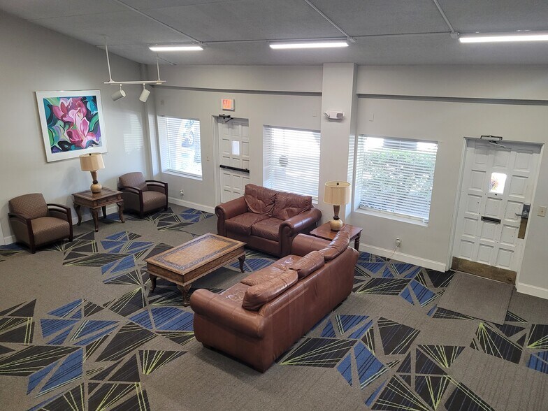 More Photos Of 2431 Aloma Ave, Winter Park Coworking Space