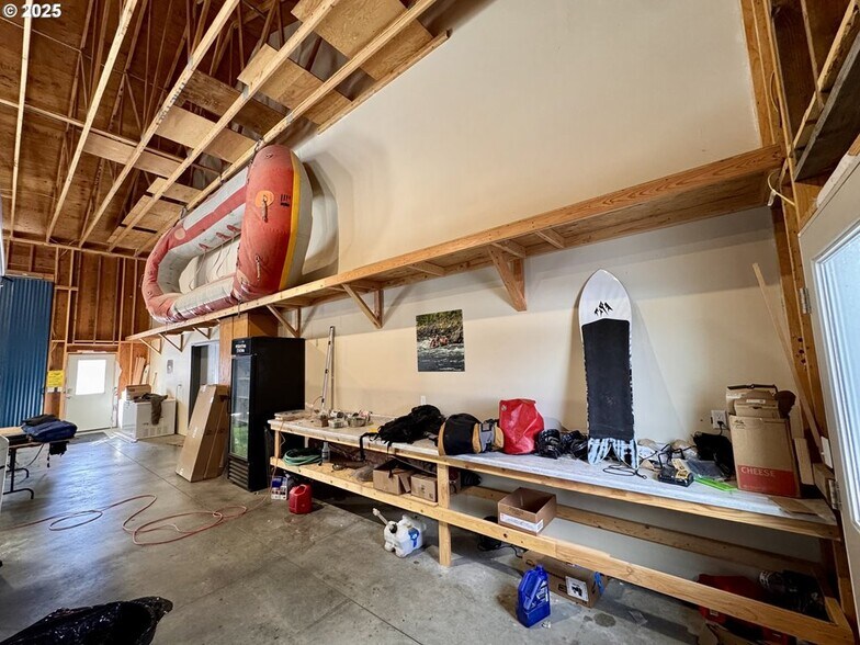 More Photos Of 38481 Sawmill Cutoff Ln, Halfway Warehouse For Sale