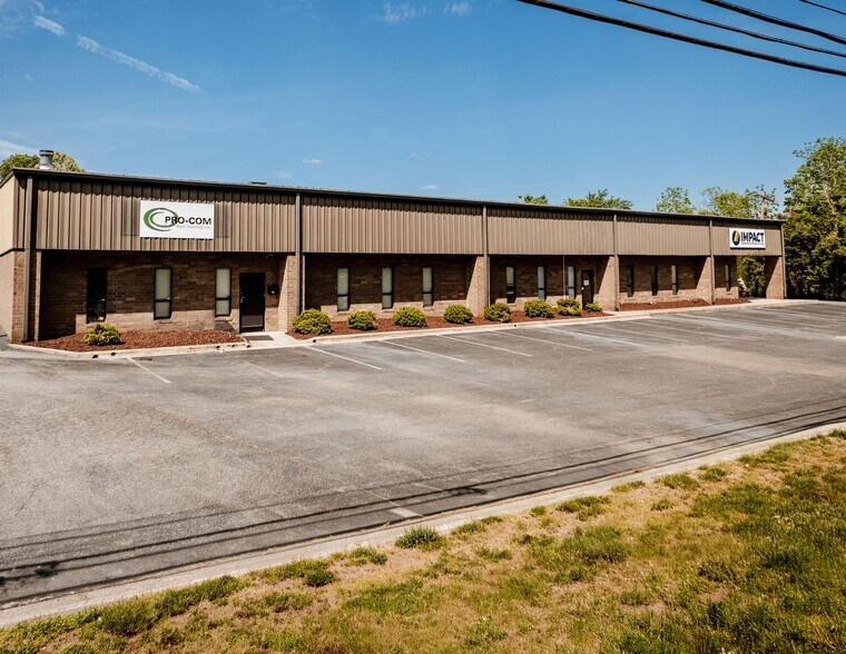 More Photos Of 510 Corliss St, Greensboro Light Manufacturing For Lease