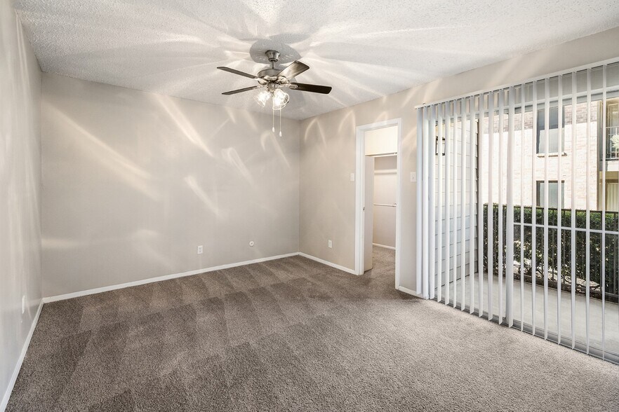 More Photos Of 35 2nd Ave E, Halliday Apartments For Sale