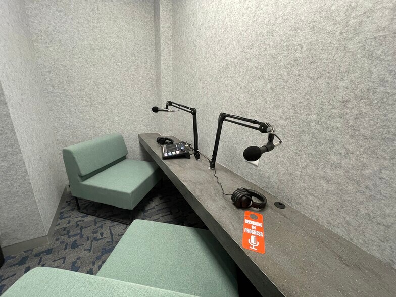 More Photos Of 250 Assay St, Houston Office For Lease