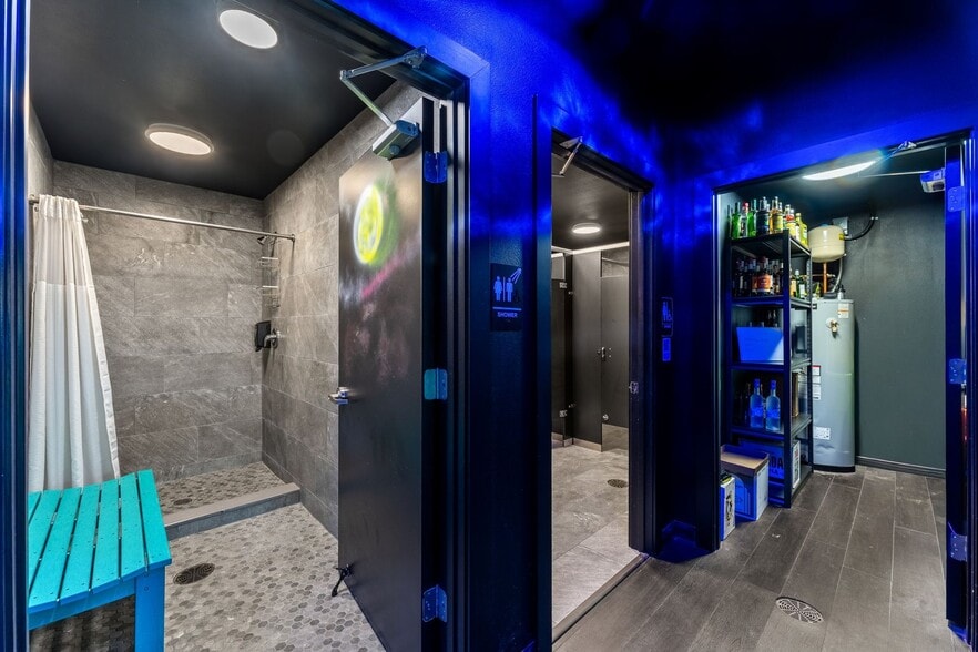 More Photos Of 101 N Atlantic Ave, Cocoa Beach General Retail For Sale