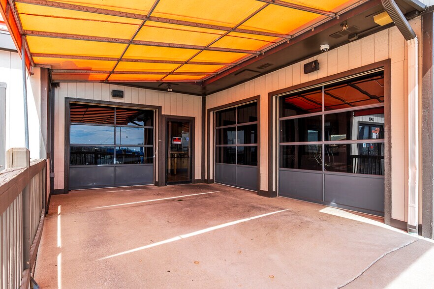 More Photos Of 241 Eastern Byp, Richmond Restaurant For Lease