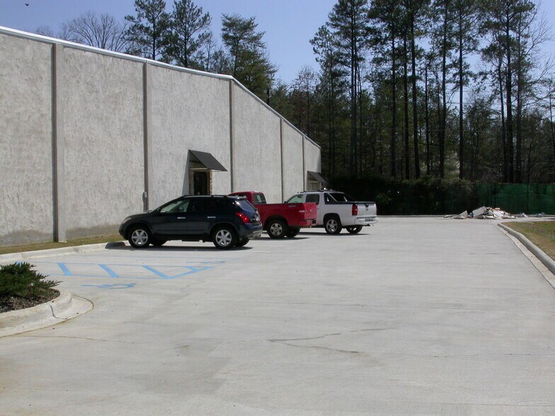 More Photos Of 157 Resource Center Pky, Birmingham Research And Development For Lease