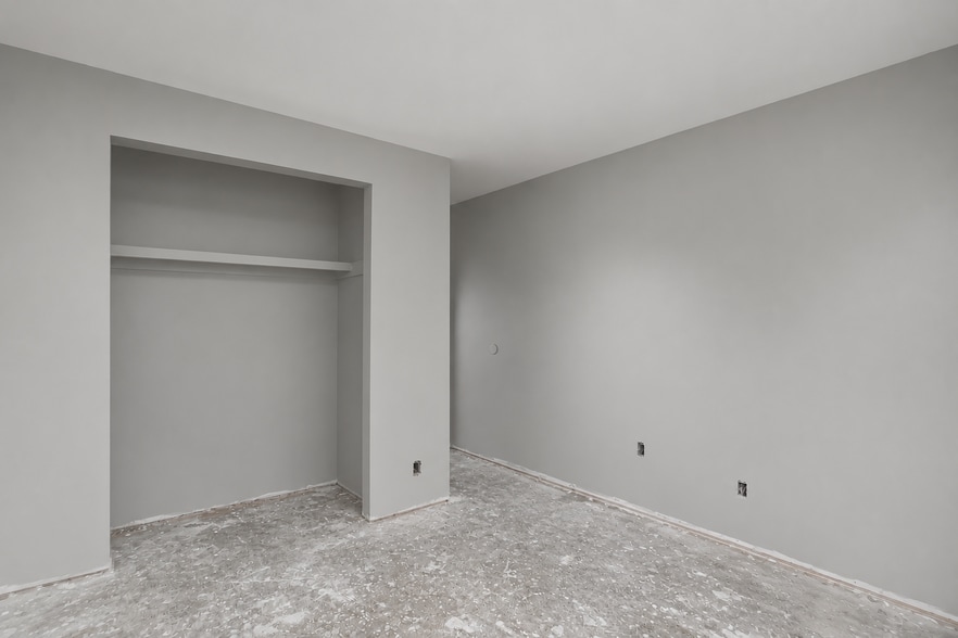 More Photos Of 318 Rae Ct, Willard Apartments For Sale