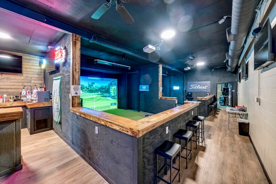 More Photos Of 422 Fryes Ln, Danville Sports And Entertainment For Sale