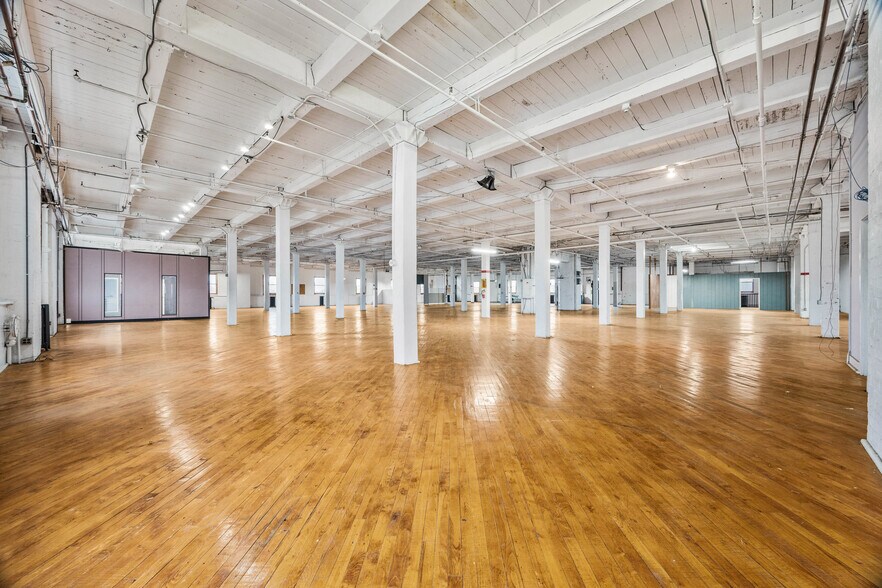 More Photos Of 39-49 St Bridgets Dr, Rochester Manufacturing For Lease