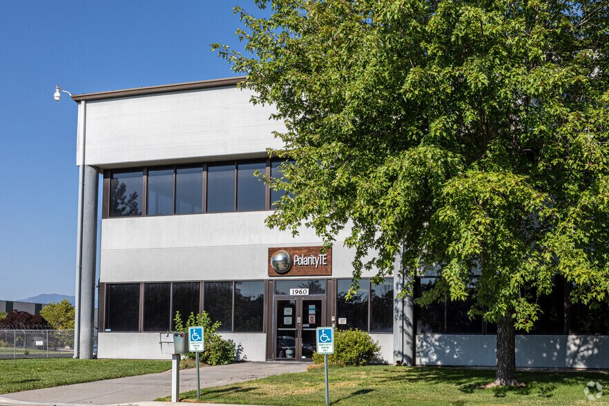 More Photos Of 1960 S 4250 W, Salt Lake City Manufacturing For Lease