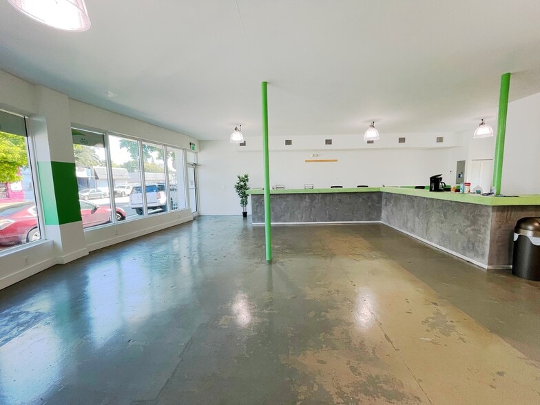 More Photos Of 2829 NW 13th Ave, Miami Storefront Retail Office For Lease