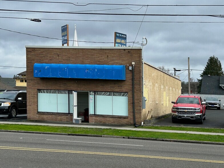 More Photos Of 5821 S Tacoma Way, Tacoma Freestanding For Sale