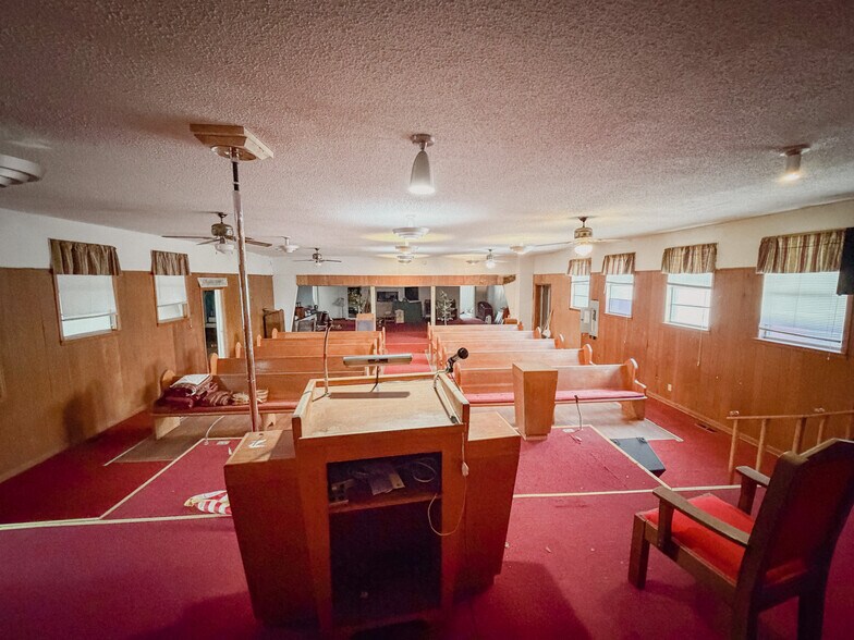 More Photos Of 1107 Spring St, Hot Springs Flex For Sale