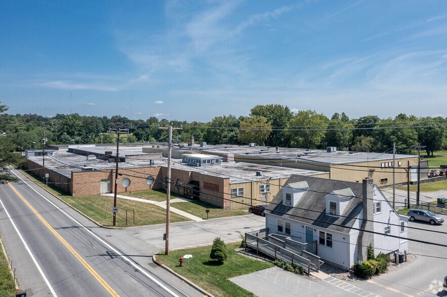 More Photos Of 46 Violet Ave, Poughkeepsie Warehouse For Sale