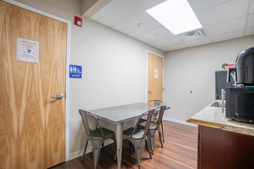 More Photos Of 14-18 N 52nd St, Philadelphia Storefront Retail Office For Sale