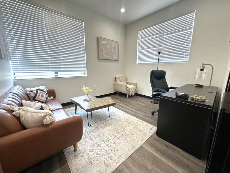 More Photos Of 1140 NW 192nd St, Edmond Office For Lease