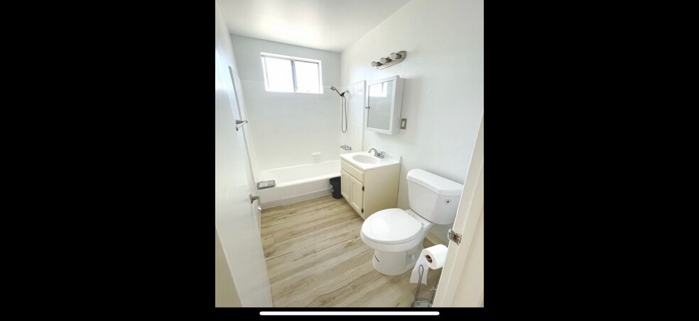 More Photos Of 4240 S Figueroa St, Los Angeles Apartments For Sale