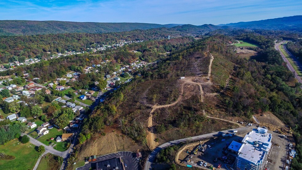 More Photos Of Shades Ln, Cumberland Land For Sale