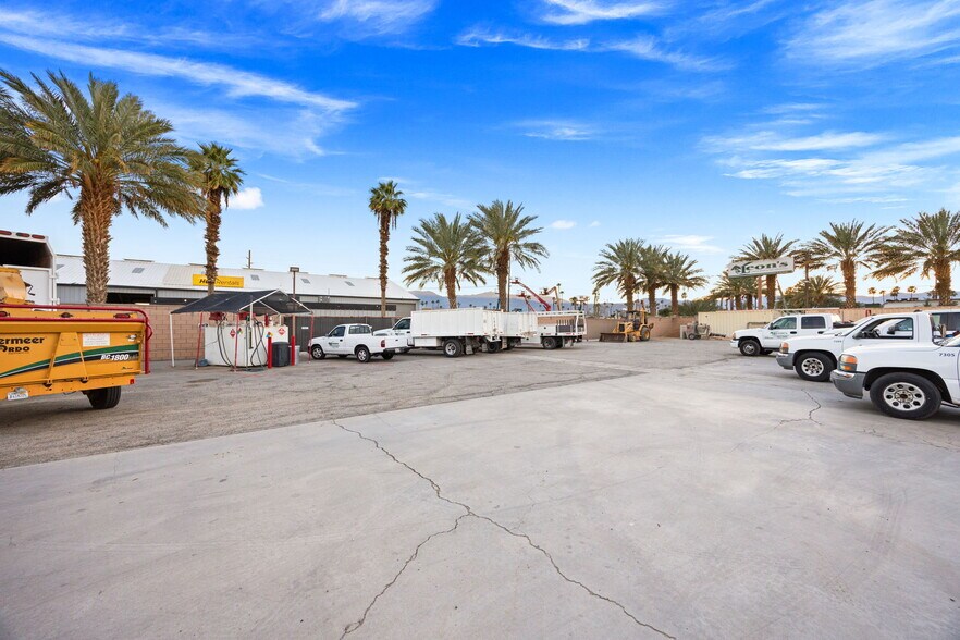 More Photos Of 81500 Industrial Pl, Indio Warehouse For Sale