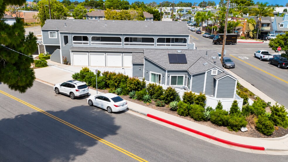 More Photos Of 504 Clay Ave, Huntington Beach Apartments For Sale