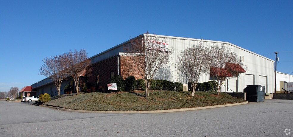 Primary Photo Of 1625 S Highway 14, Greer Warehouse For Lease