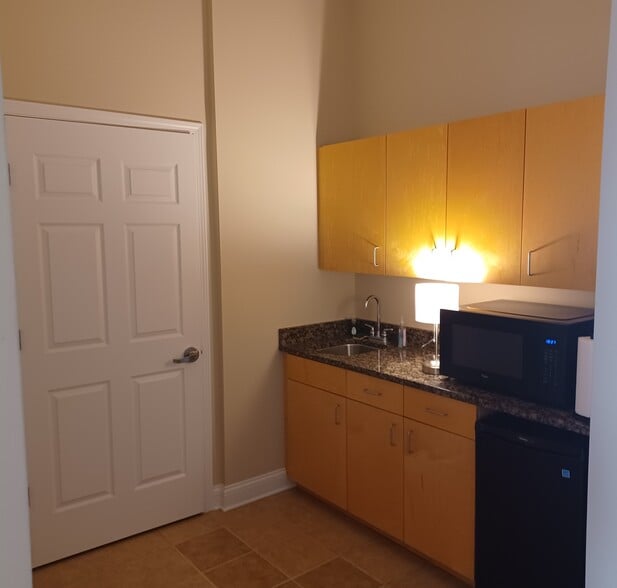 More Photos Of 311 S Royal Oaks Blvd, Franklin Medical For Sale