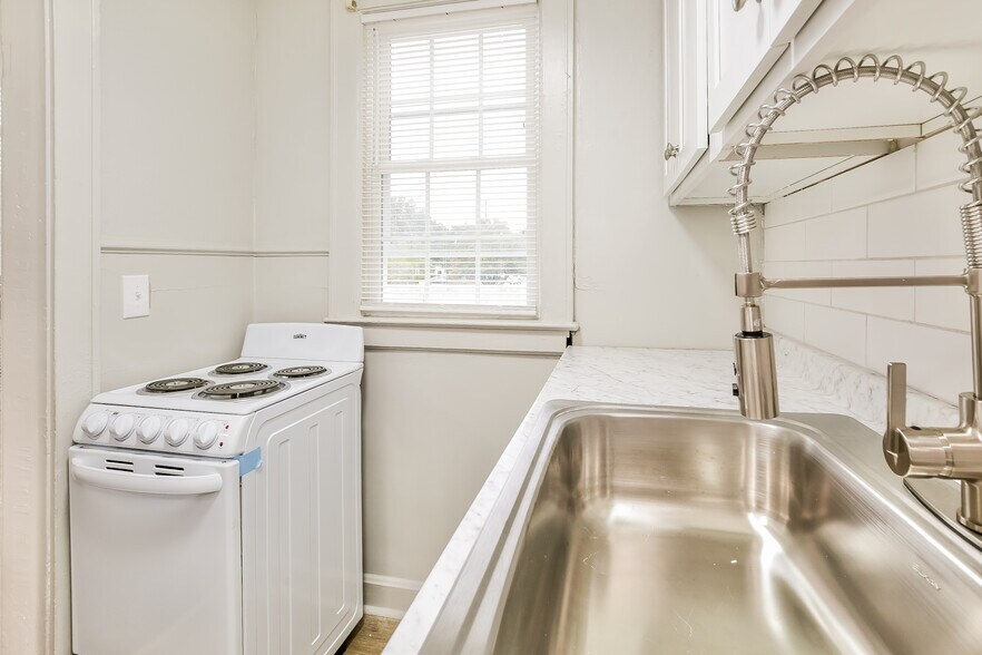 More Photos Of 517 Willow St, Mount Airy Apartments For Sale