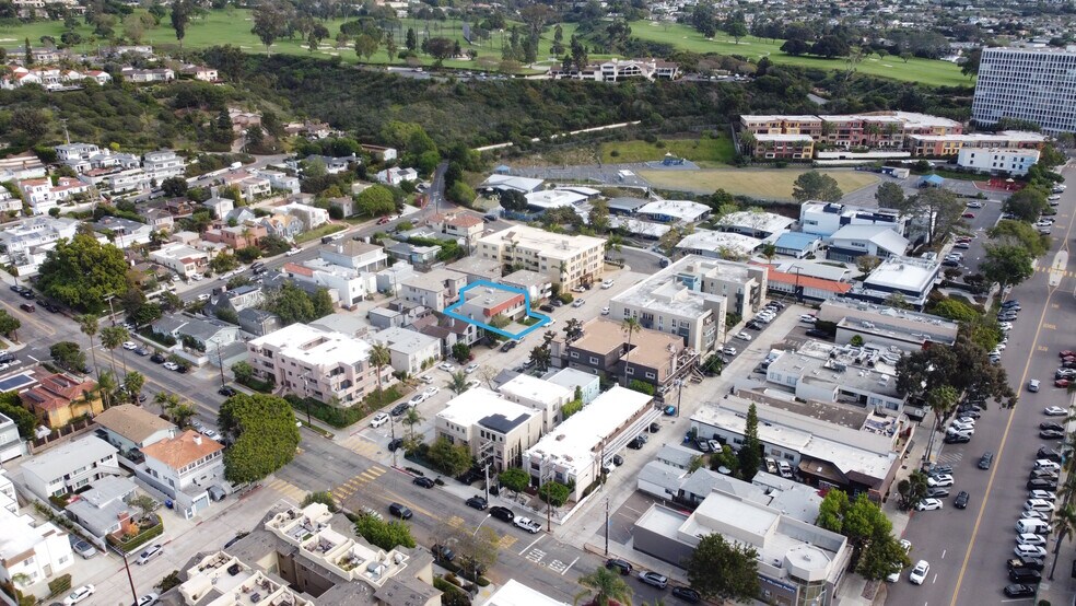 More Photos Of 7433 Herschel Ave, La Jolla Medical For Lease