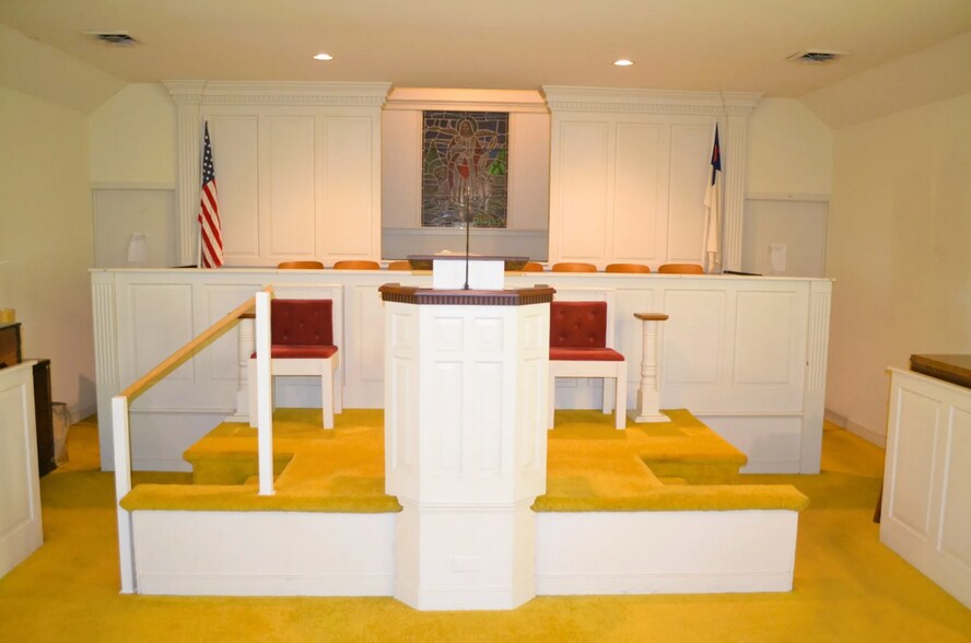 More Photos Of 21000 Chesterfield Ave, South Chesterfield Religious Facility For Sale