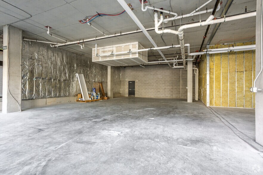 More Photos Of 265 E State St, Columbus Apartments For Lease