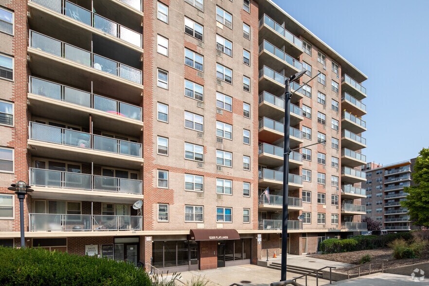 More Photos Of 12205 Flatlands Ave, Brooklyn Apartments For Lease