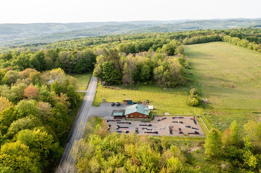 More Photos Of 1364 County Highway 12 rd, Mount Vision Storefront For Sale