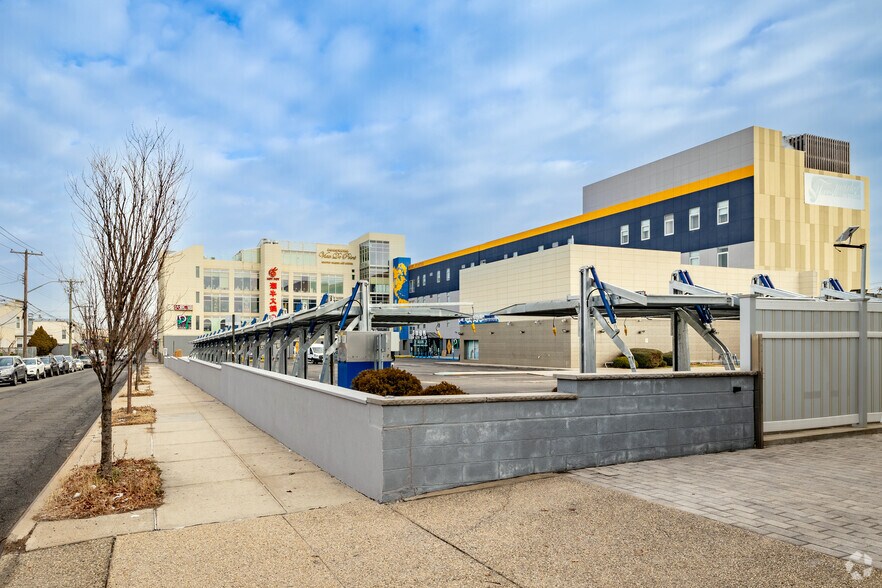 More Photos Of 20-07 127th St, College Point Hotel For Lease