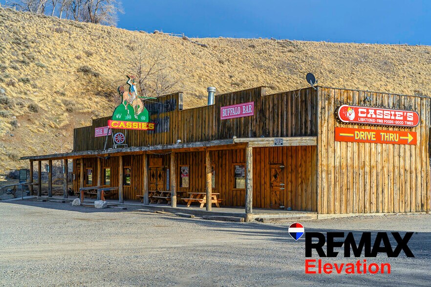 More Photos Of 214 Yellowstone Ave, Cody Bar For Sale