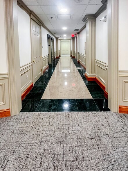 More Photos Of 3250-3256 University Dr, Auburn Hills Office For Sale