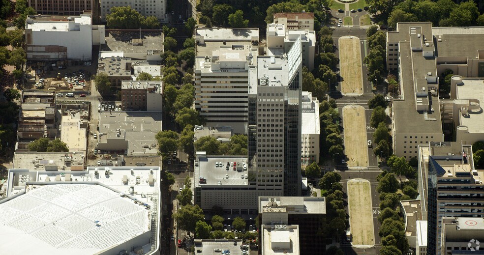 More Photos Of 555 Capitol Mall, Sacramento Office For Lease