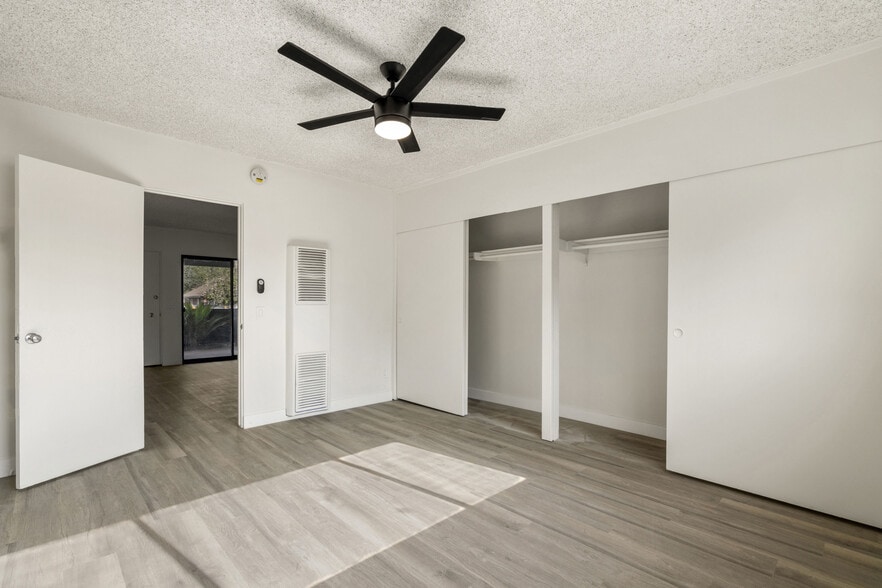 More Photos Of 200 S Avenue 59, Los Angeles Apartments For Sale