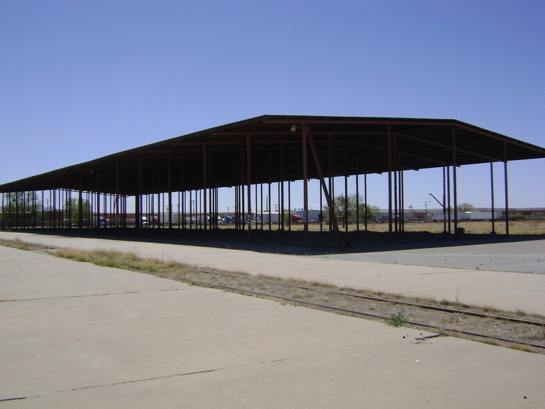 More Photos Of 110 W Borderland Rd, El Paso Warehouse For Lease