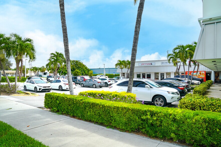 More Photos Of 1580 NW 2nd Ave, Boca Raton Unknown For Lease