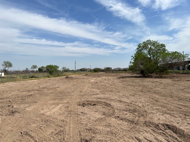 More Photos Of 1710 N Closner Blvd, Edinburg Land For Lease
