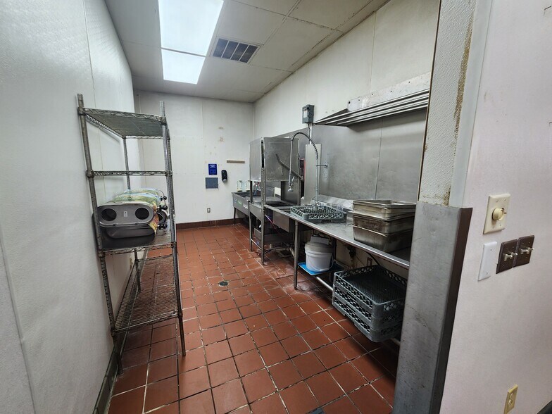 More Photos Of 405 S Central Expy, Allen Restaurant For Sale