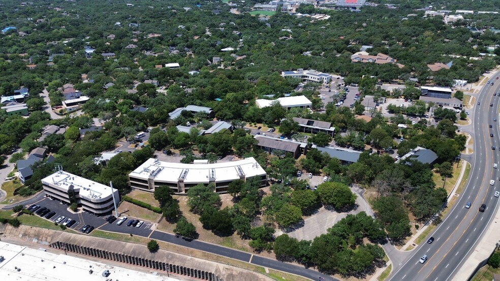 More Photos Of 3355 Bee Caves Rd, West Lake Hills Office For Sale