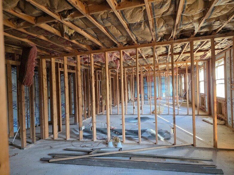 More Photos Of 182 Woodberry Rd Sw, Meadows Of Dan Hotel For Sale